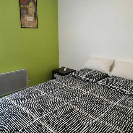 Apartment Nicolas I, 53m2, Chambre, Parking Prive
